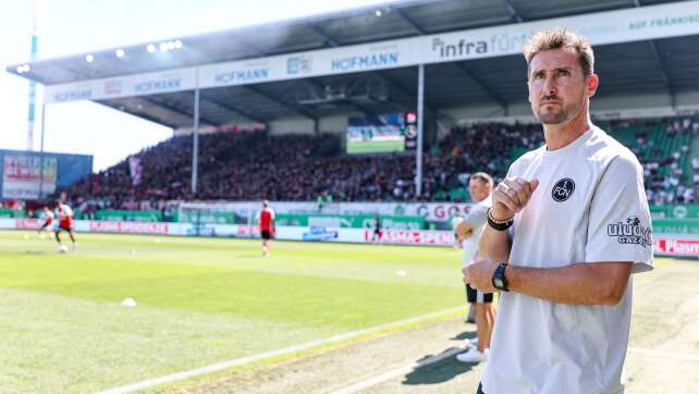 Klose vor Nürnberger DFB-Pokal-Start: «Wir träumen alle»