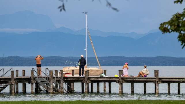 Sommerferien-Ausklang: Erst Sonne, dann Regen und Wind