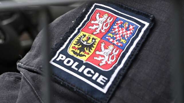 Koffer voller gestohlener Münzen an Autobahn entdeckt