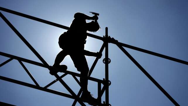 Bayern arbeiteten 2025 135 Millionen Stunden weniger