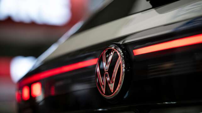 VW stellt Fahrassistenz-Entwicklung in Europa neu auf